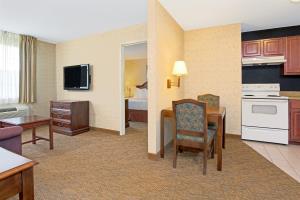 Mainstay Cincinnati Hotel Blue Ash
