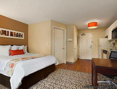 Mainstay Cincinnati Hotel 3*
